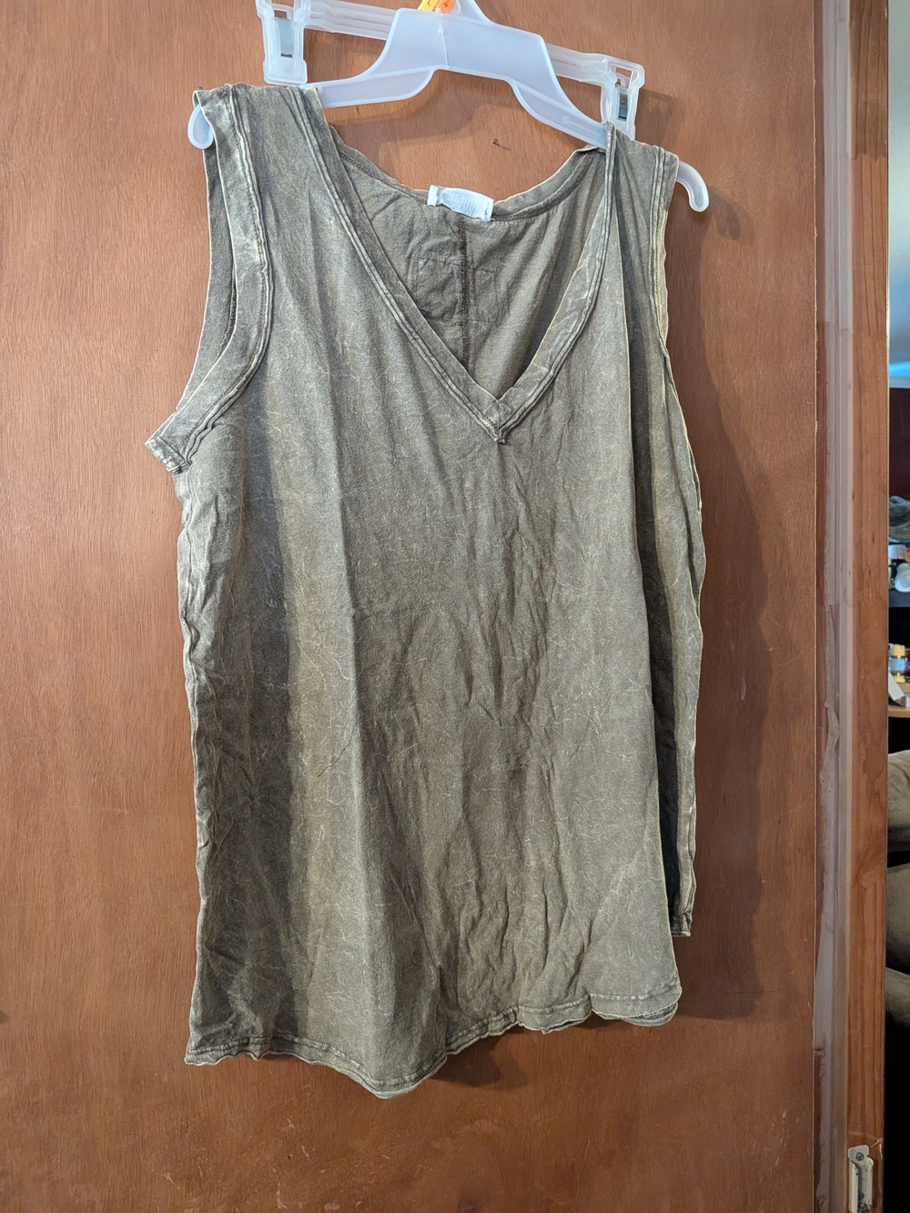 Womens V-Neck Sleeveless Tank Top